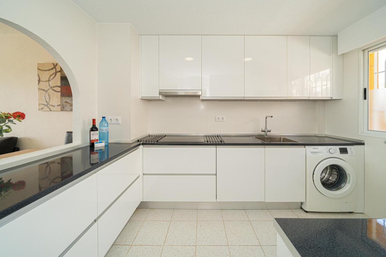 Apartment Sandra By The Sea El Campello Esterno foto