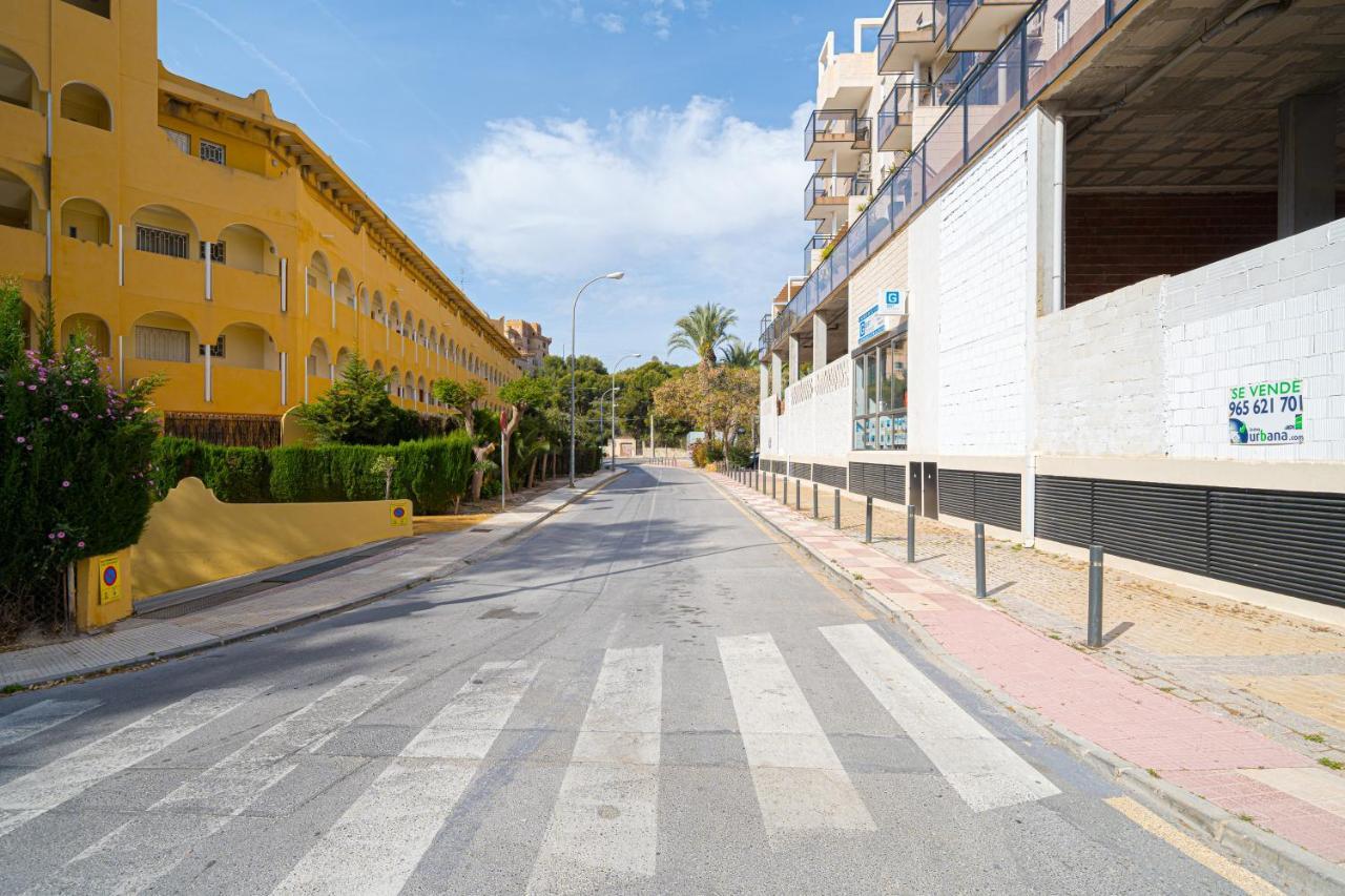 Apartment Sandra By The Sea El Campello Esterno foto