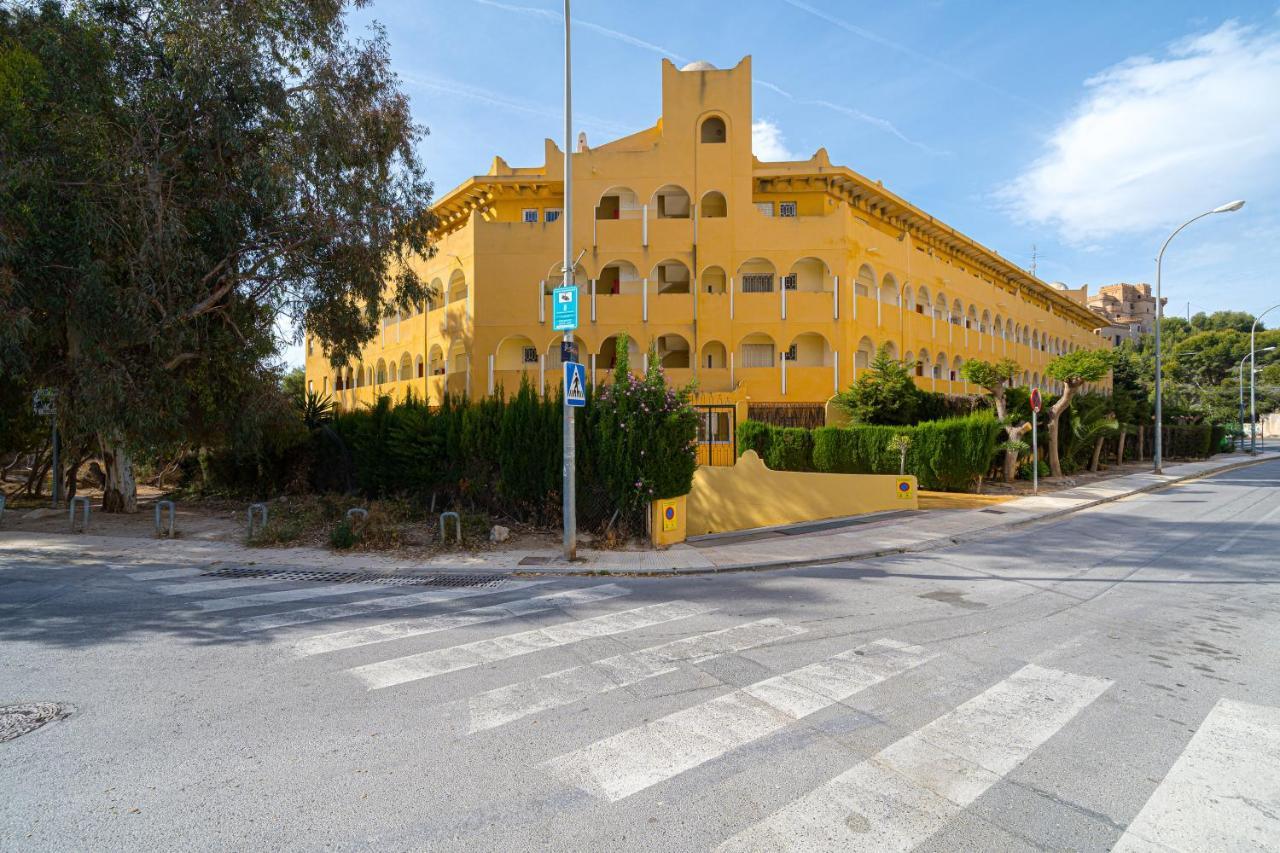 Apartment Sandra By The Sea El Campello Esterno foto